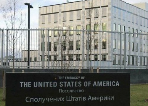 Посольство США попередило про ризик потужного обстрілу України 